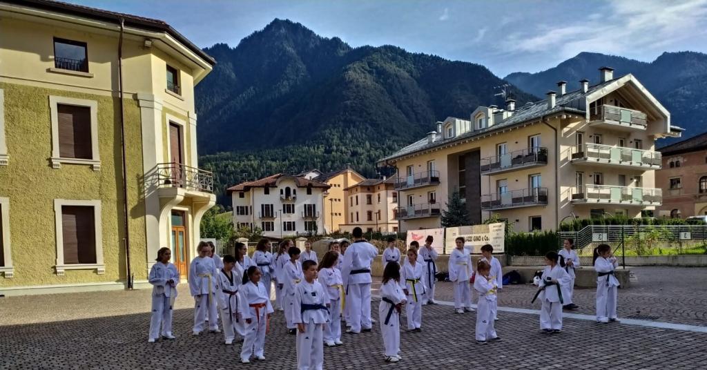 esibizione di taekwondo Mistoerer Italia Spiazzo a Tione 1