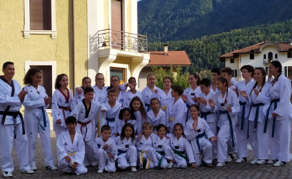 esibizione di taekwondo Mistoerer Italia Spiazzo a Tione 2